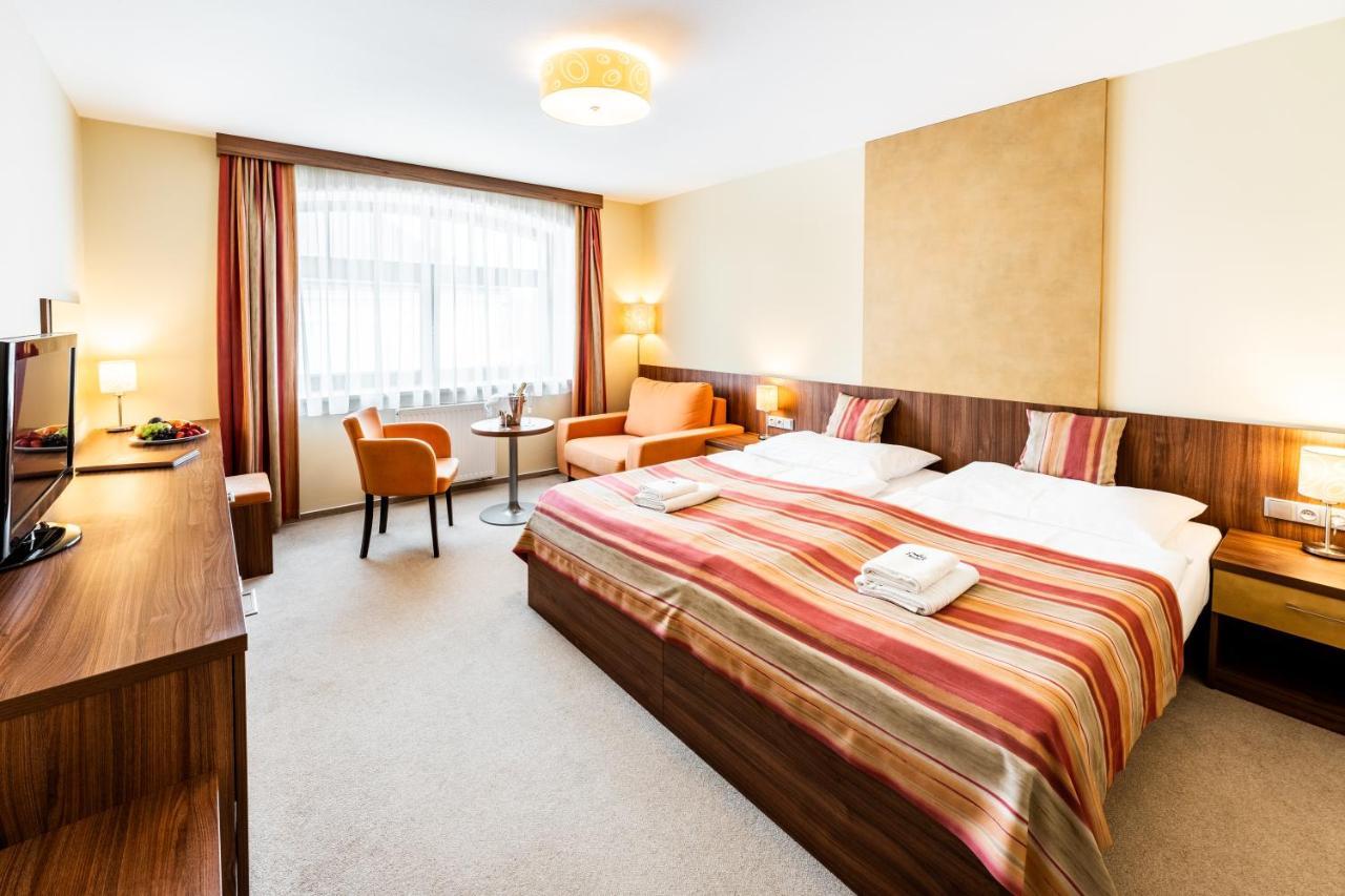 Hotel Artaban Žirovnice Extérieur photo