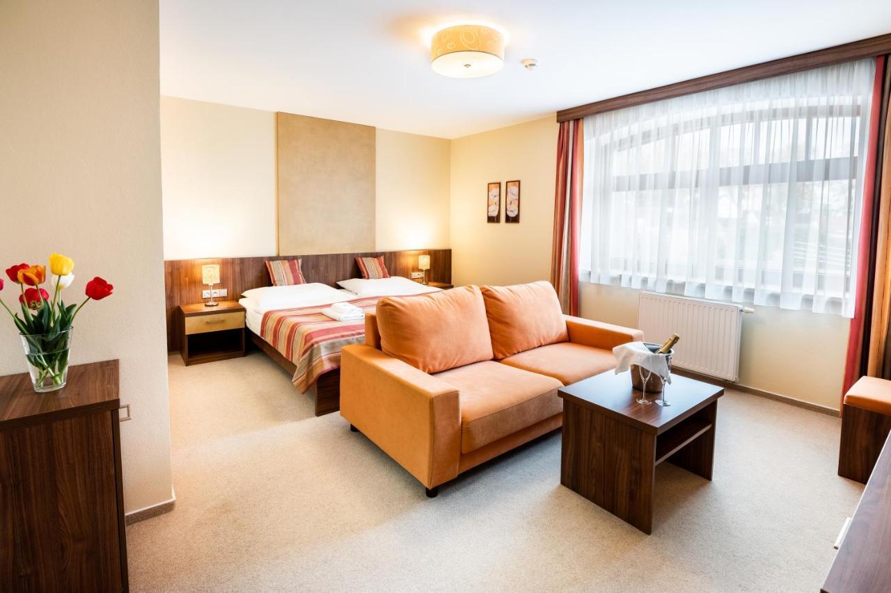 Hotel Artaban Žirovnice Extérieur photo